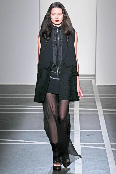Look 2